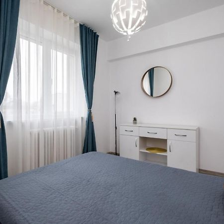 Laroka House Cosy And Modern Apartment Universitate-City Centre Bukarest Exteriör bild